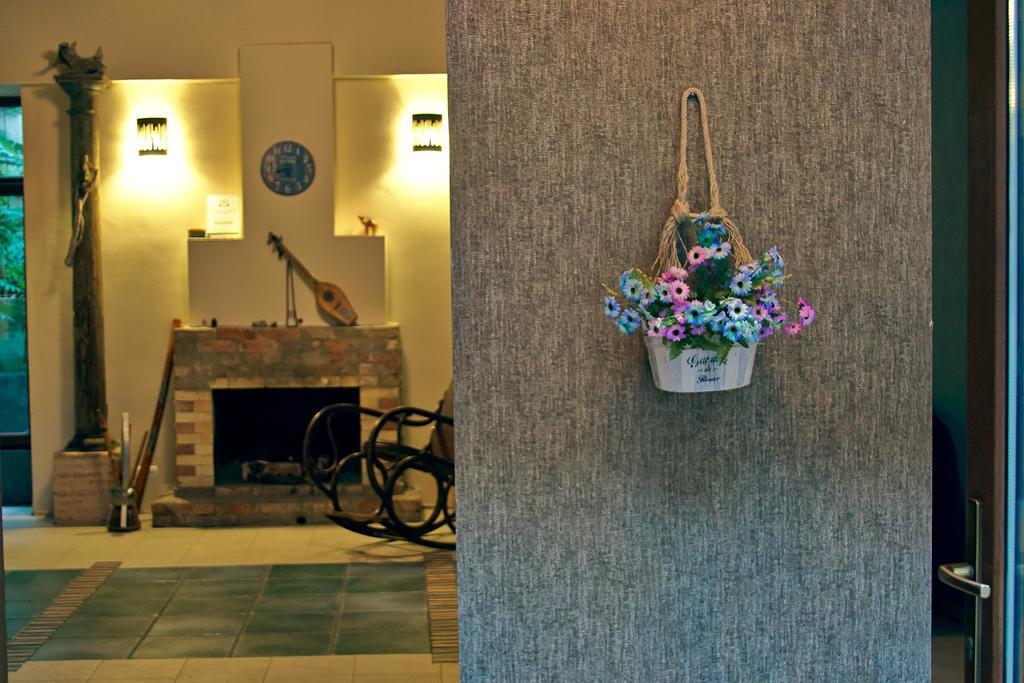 Nest Hostel Тбилиси Экстерьер фото